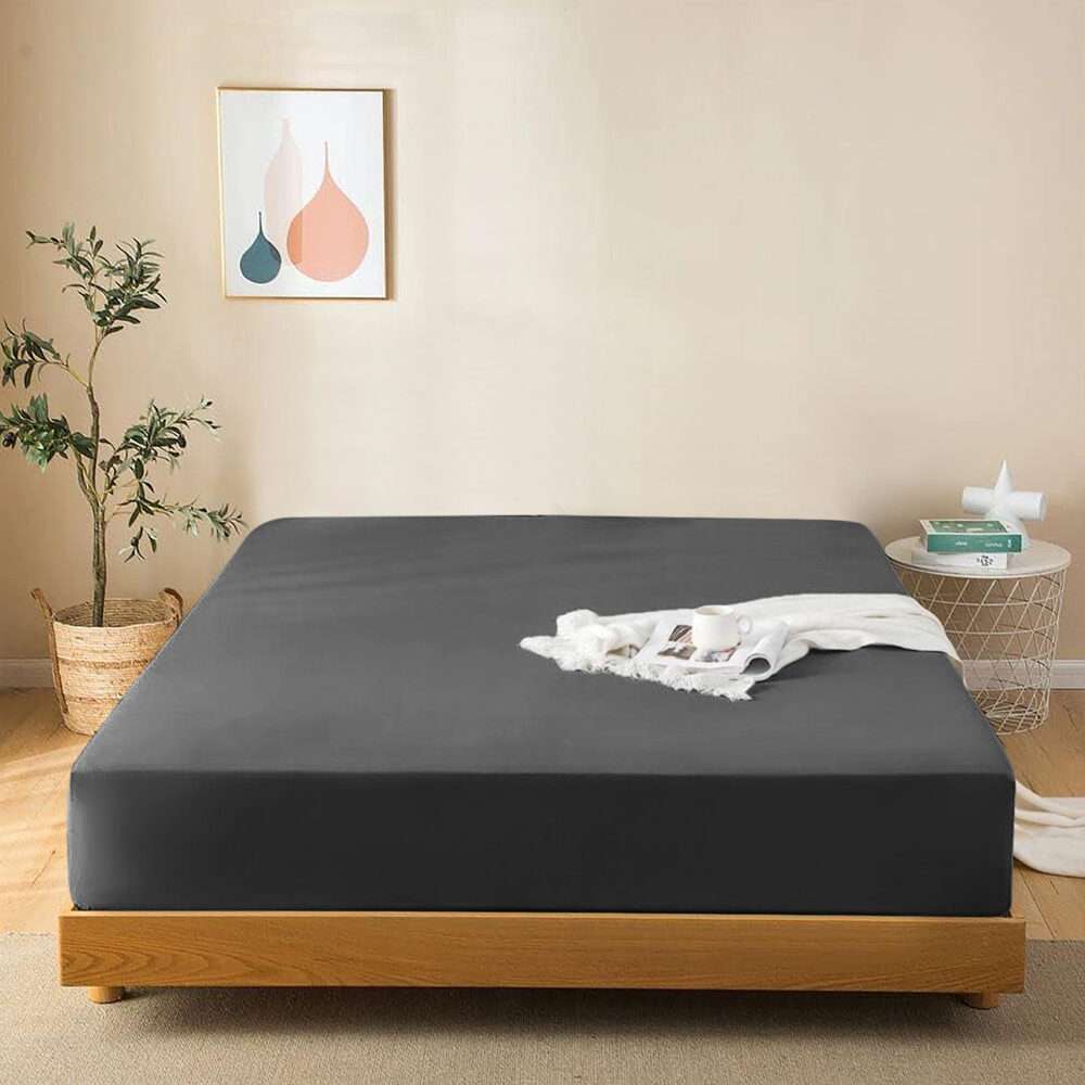 Luxury Bed Sheet Gray n Black 2